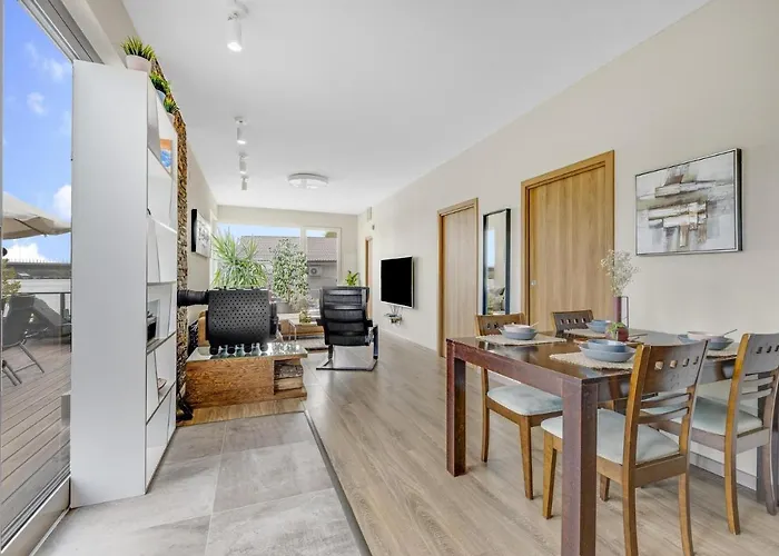 Villa The Root Your Charming Floating *